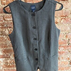 GAP Houndstooth Black and Gray Vest